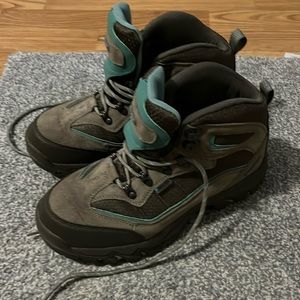 Hi tec hiking boots